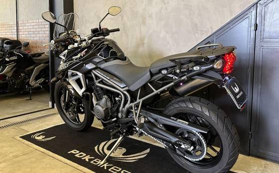 TRIUMPH TIGER 800 XR TRIUMPH TIGER 800 XR
